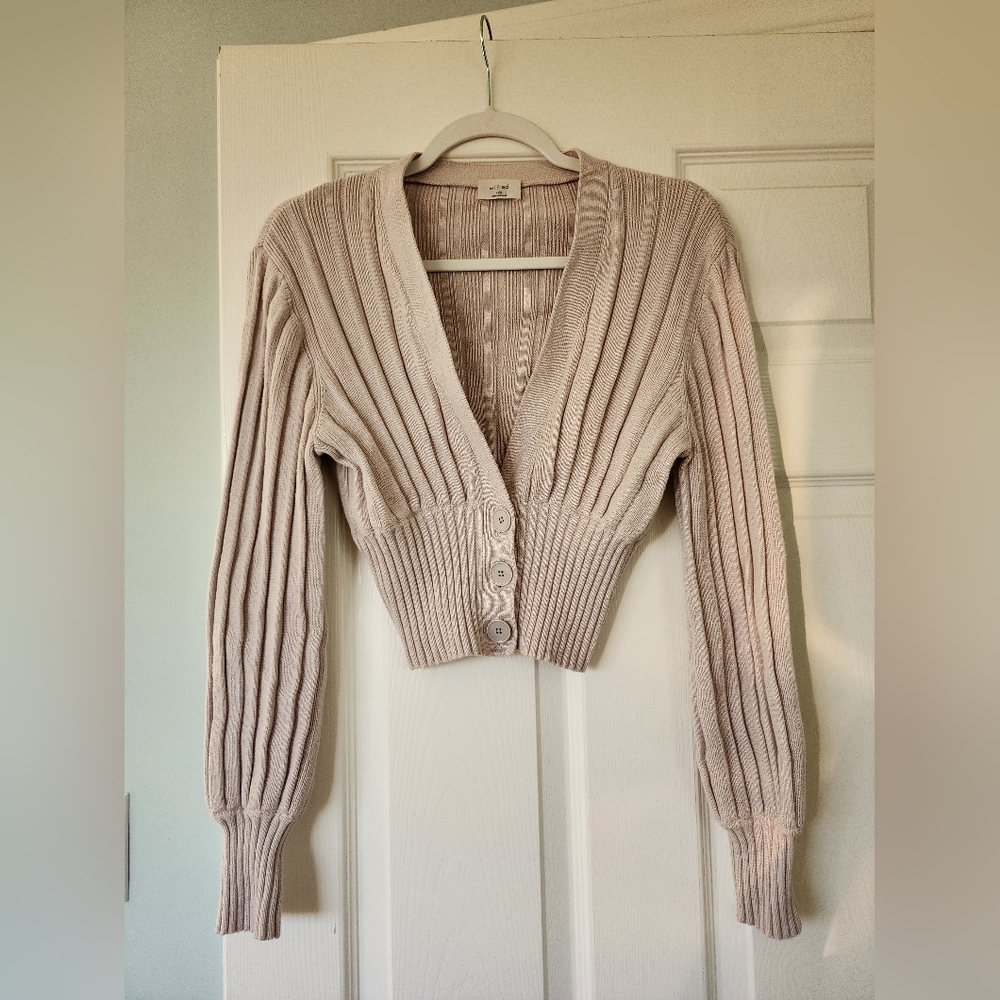 Aritzia wilfred plunge cardigan in gray